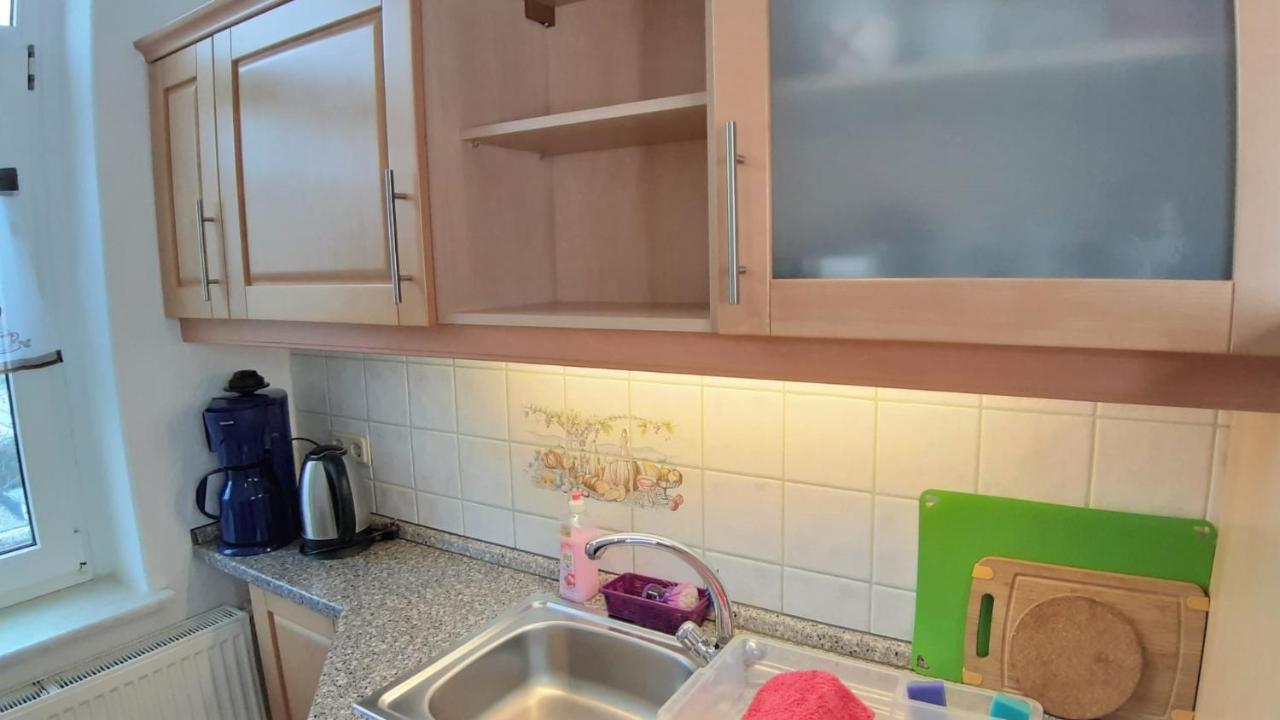 Schoenes Ferien-Appartement Fuer Bis Zu 6 Personen Halberstadt Exterior foto