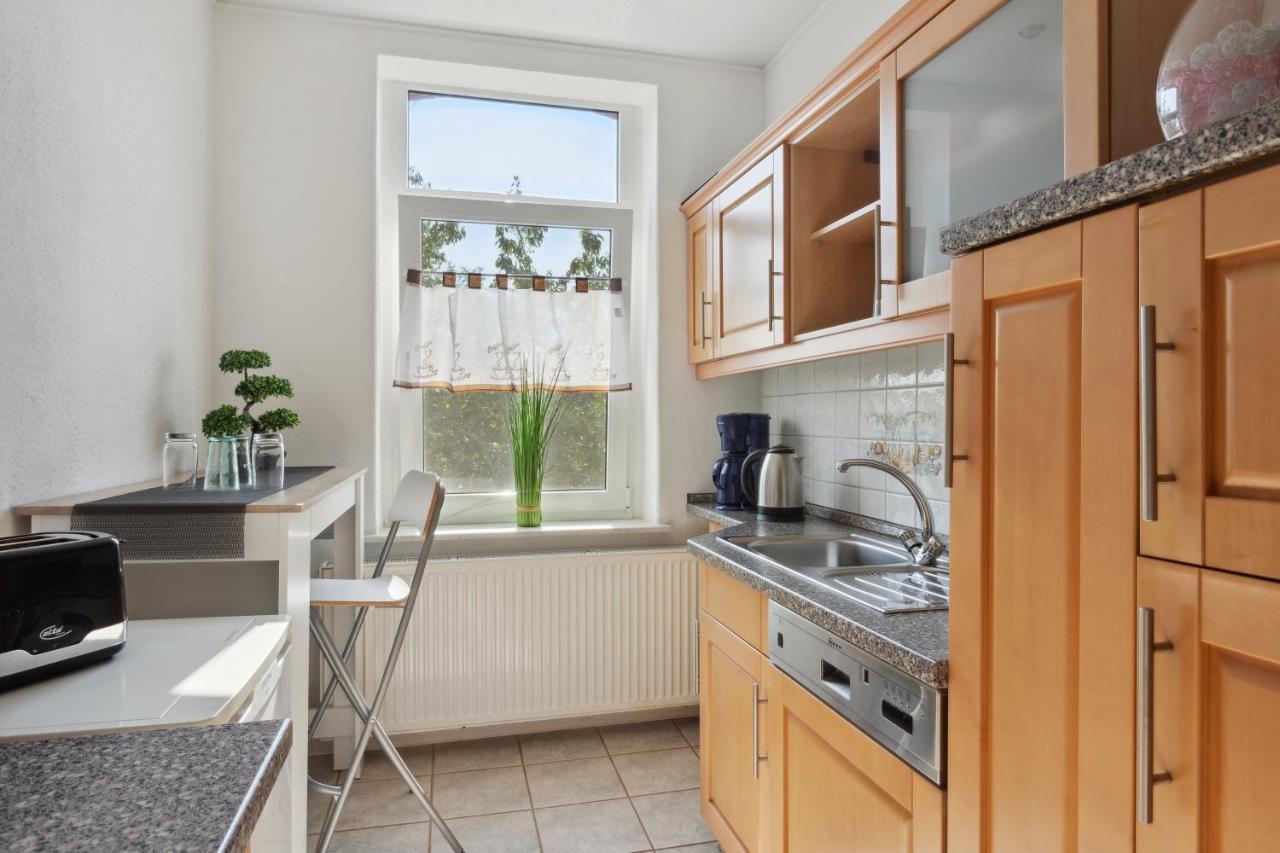 Schoenes Ferien-Appartement Fuer Bis Zu 6 Personen Halberstadt Exterior foto