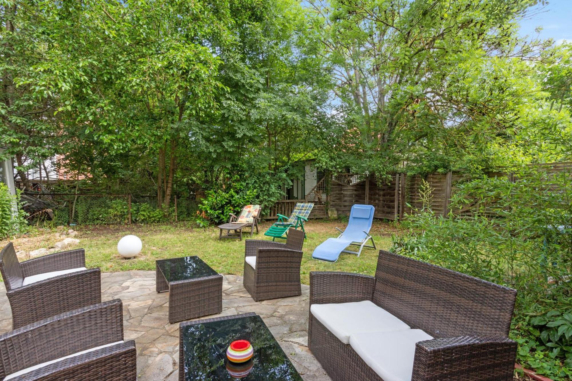 Schoenes Ferien-Appartement Fuer Bis Zu 6 Personen Halberstadt Exterior foto